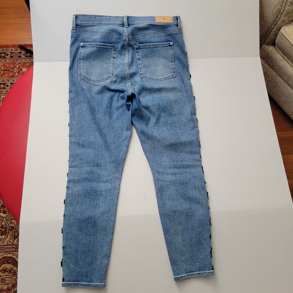 7 For All Mankind High Waist Ankle Skinny Jean Black Sequin Embroidery leg 32/26 - Picture 8 of 8